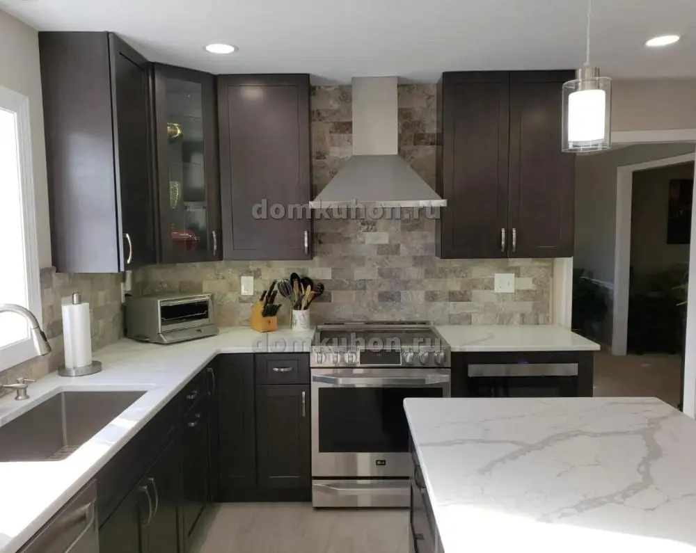 Кухня с островом - Марбелла